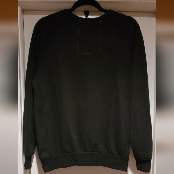 PRE-OWNED AVIATOR NATION Black Sweatshirt with Pink and Purple ⚡️ Lightning Bolt - Picture 5 of 6